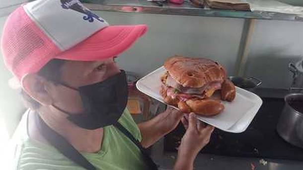 Torta en forma de jaiba, la nueva opción gastronómica para esta Semana Santa