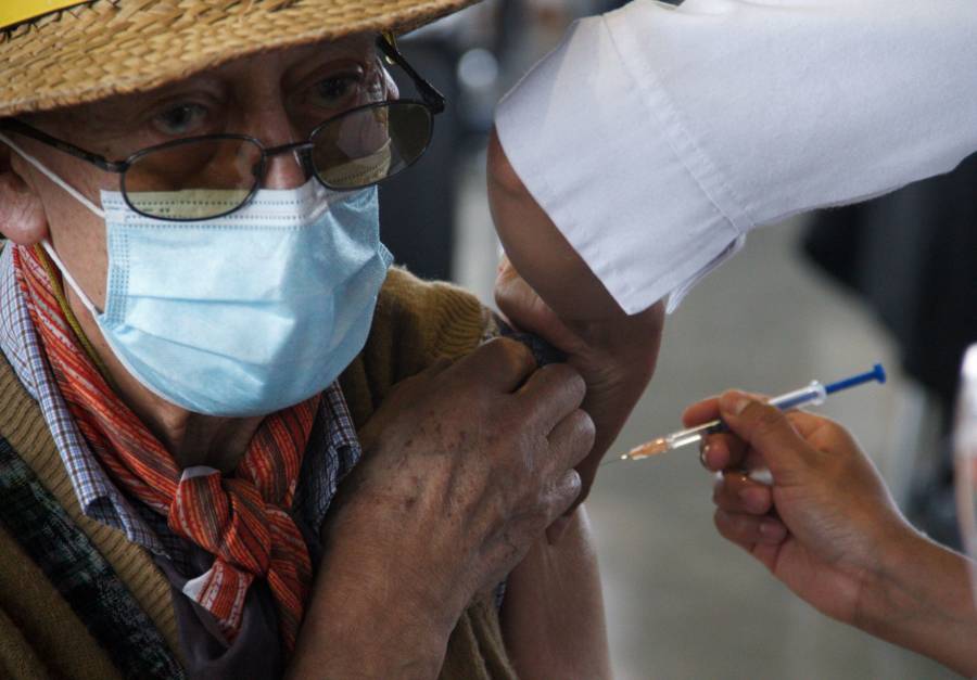 En Nezahualcóyotl, 144 mil adultos mayores recibieron vacunas Covid