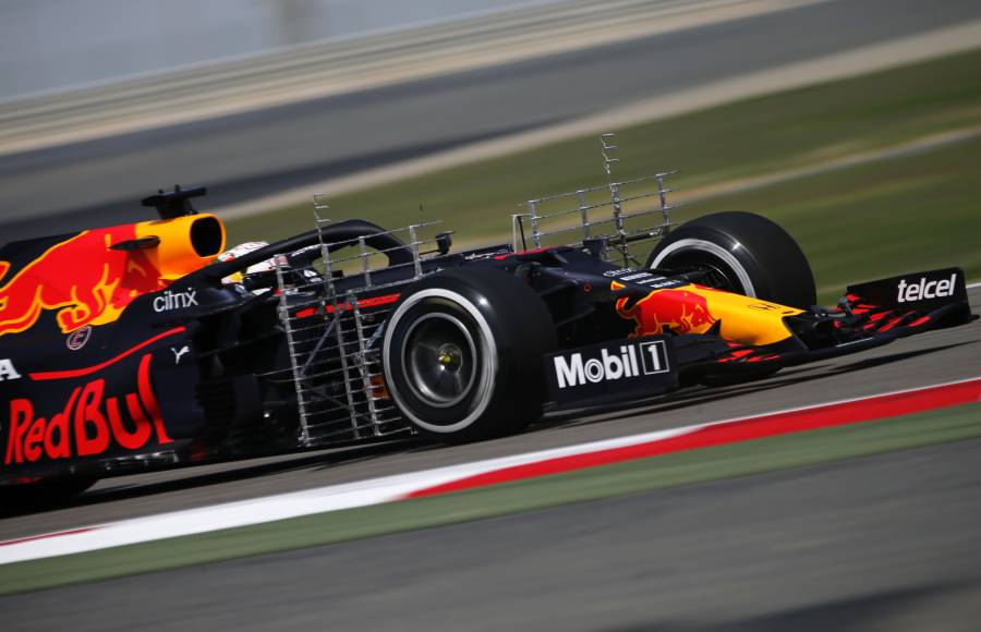 Verstappen marca el mejor tiempo en primera práctica del GP Baréin