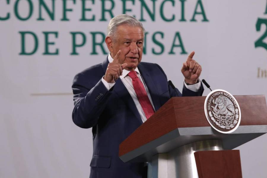 AMLO: Decisión del INE sobre Félix Salgado es un atentado a la democracia