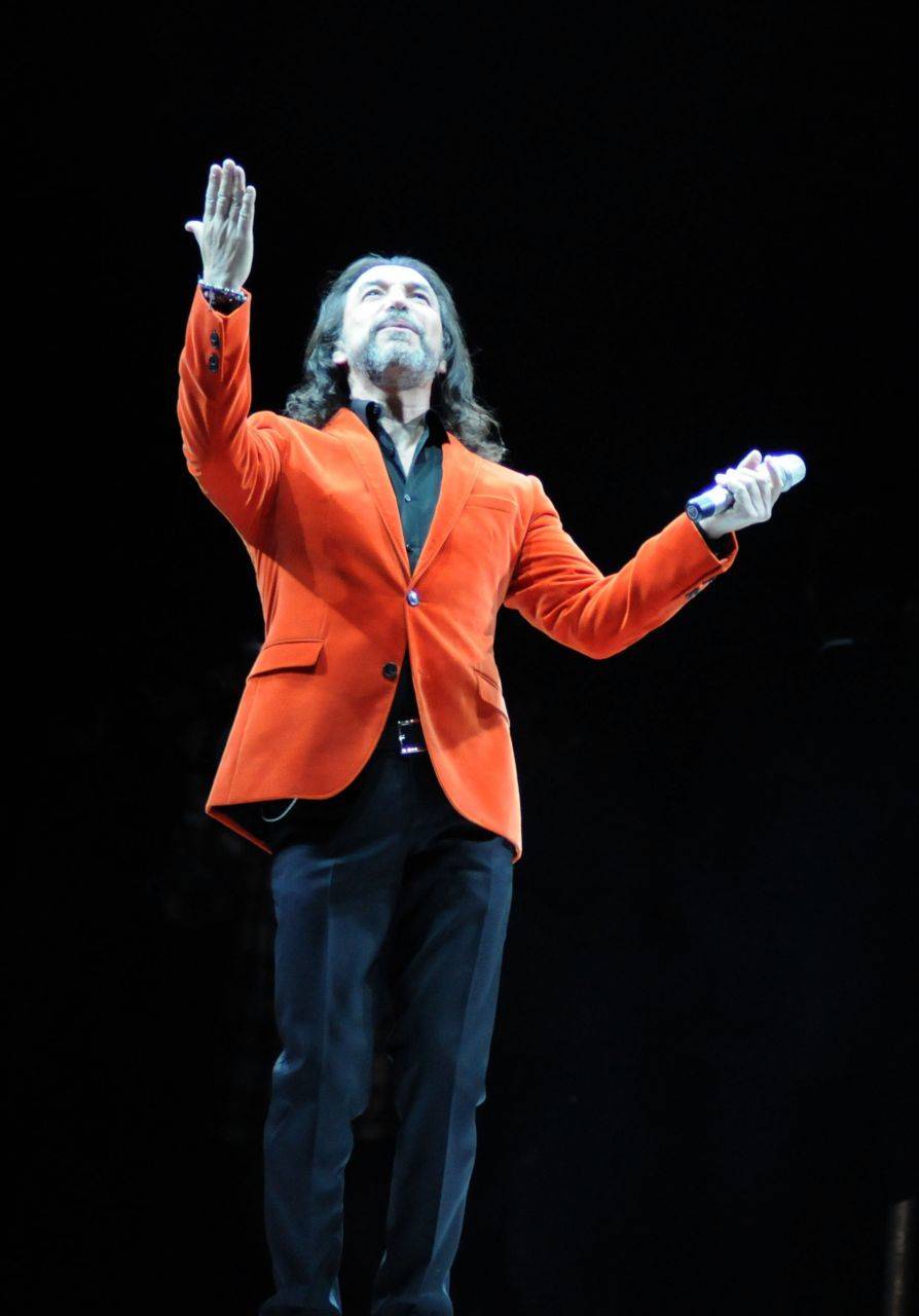 Si no sabe resucitar, no vaya de vacaciones: El Buki