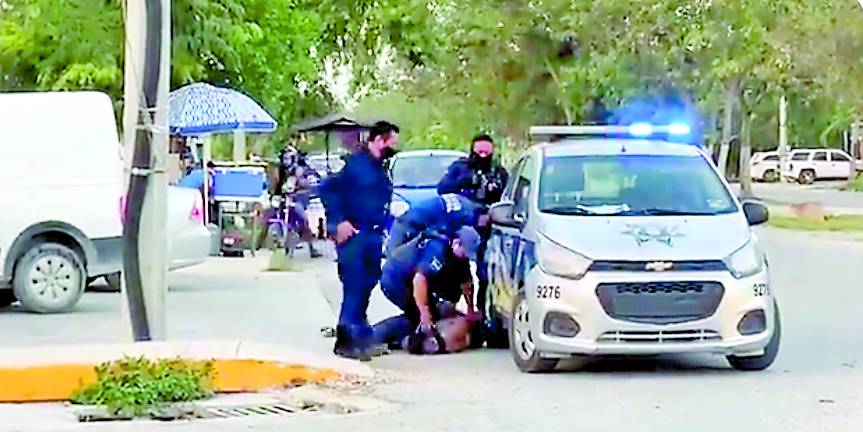Policías de Tulum matan a migrante durante arresto