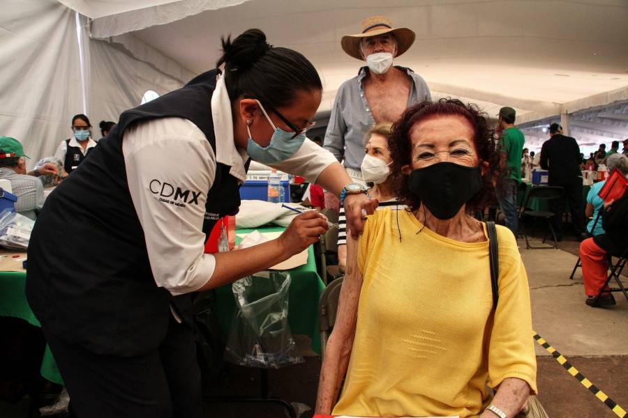 Comienza campaña de vacunación contra COVID-19 en Cuauhtémoc, Benito Juárez y Álvaro Obregón
