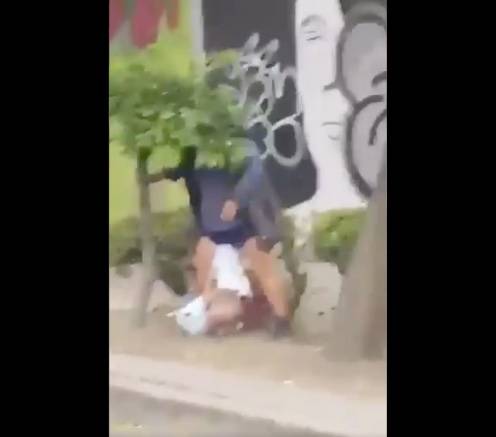 SSC detiene a mujer que golpeó a adulto mayor en Iztacalco