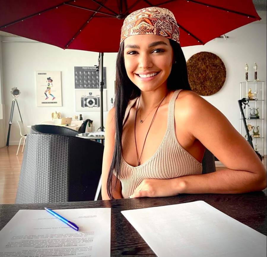 Kiara Liz anuncia su primer protag&oacute;nico en cine con historia de Gustavo Bol&iacute;var