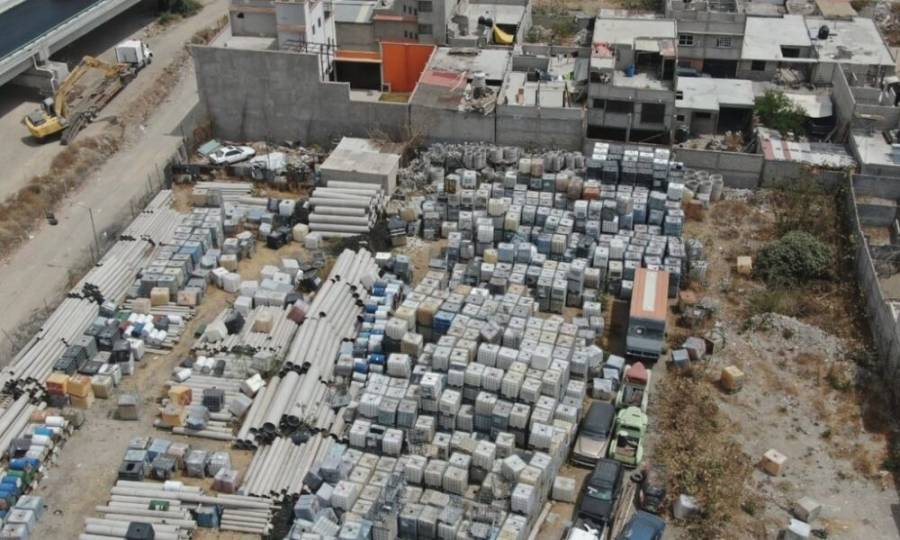 En Ecatepec descubren una “fábrica de huachicol”; tenía su propia toma