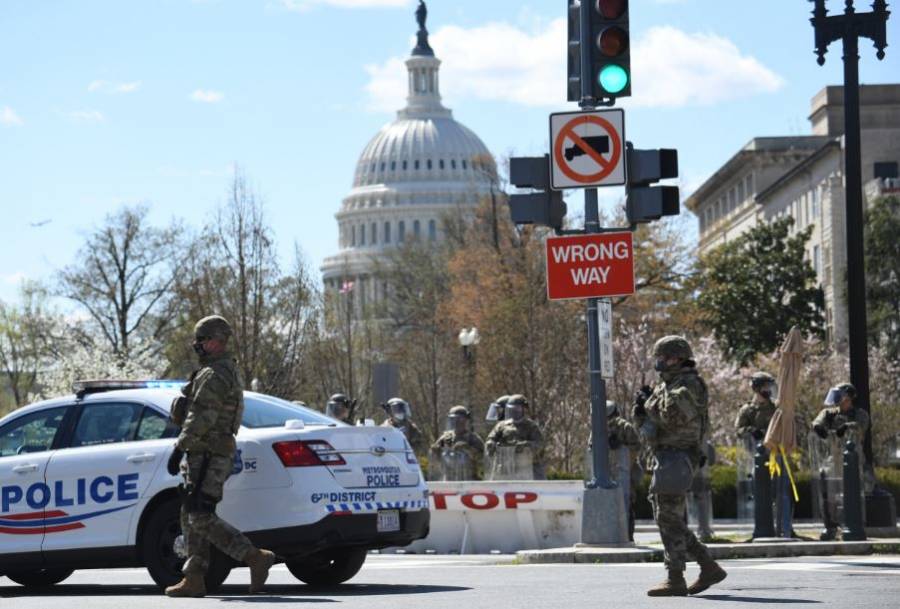 Cierran el Capitolio de EEUU tras ataque con un veh&iacute;culo a dos polic&iacute;as