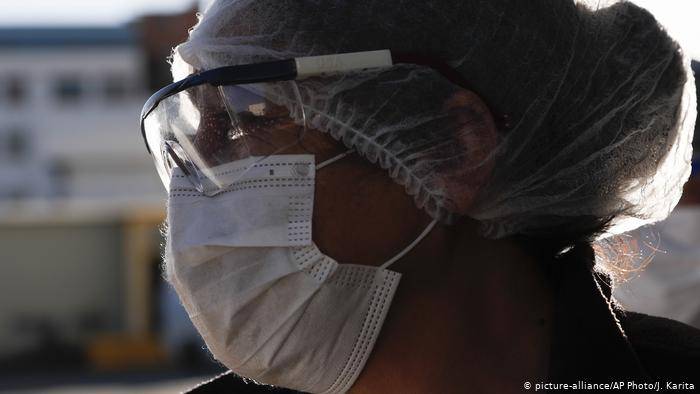Dictan prisi&oacute;n preventiva contra enfermeras acusadas de robar 500 vacunas contra Covid en Bolivia