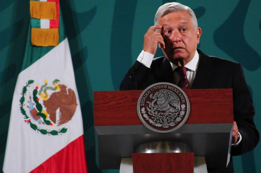 AMLO asegura que cumplió con su promesa de no subir precio de combustibles