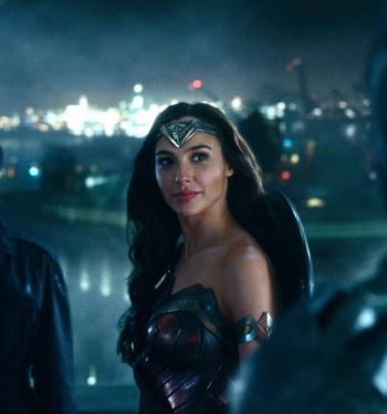 Joss Whedon amenaz&oacute; con da&ntilde;ar la carrera de Gal Gadot durante los reshoots de “Justice League”