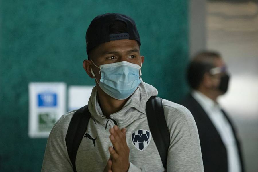 Jesús Gallardo olvida su pasaporte en viaje por Concachampions y regresa a Monterrey