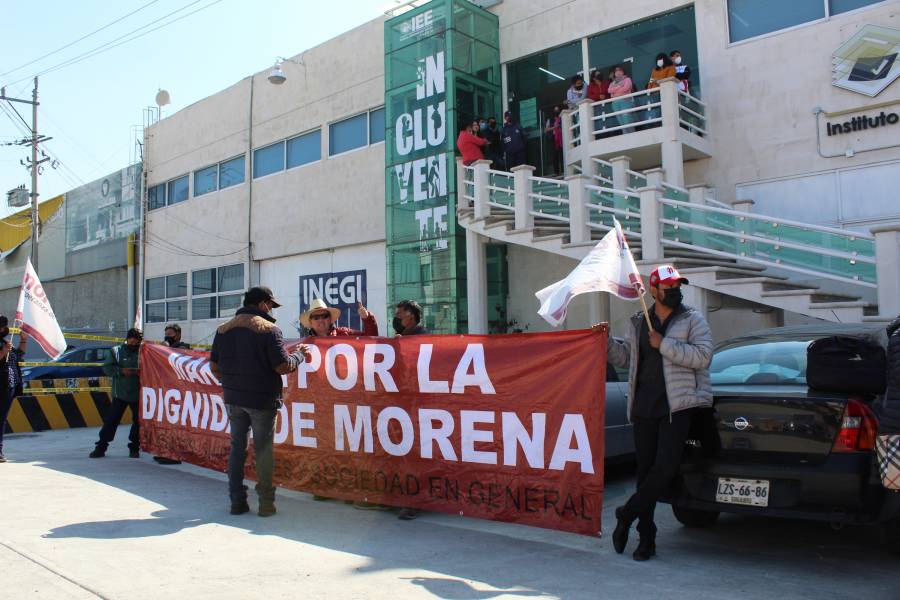 Se desata revuelta en Morena Puebla; consejeros quieren impedir imposición de candidatos