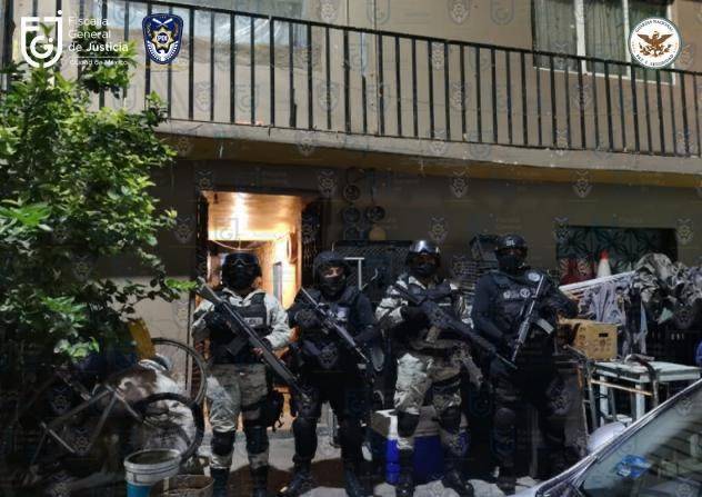 Realizan cateos y detienen a diez personas en tres alcaldías de la CDMX