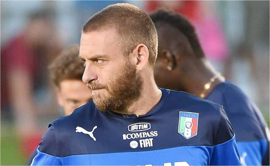 El exfutbolista Daniele De Rossi, fue hospitalizado por covid-19