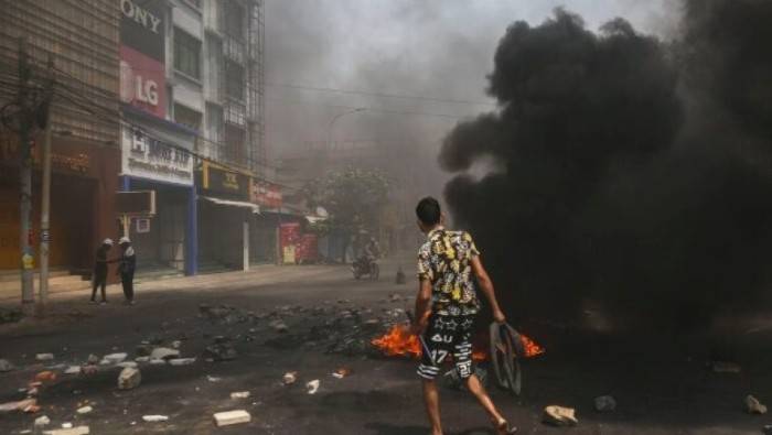 Aseguran que la represión en Myanmar ha dejado más de 700 muertos