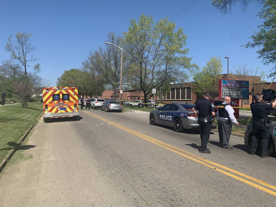 Tiroteo en escuela secundaria de Tennesse, Estados Unidos deja varias víctimas