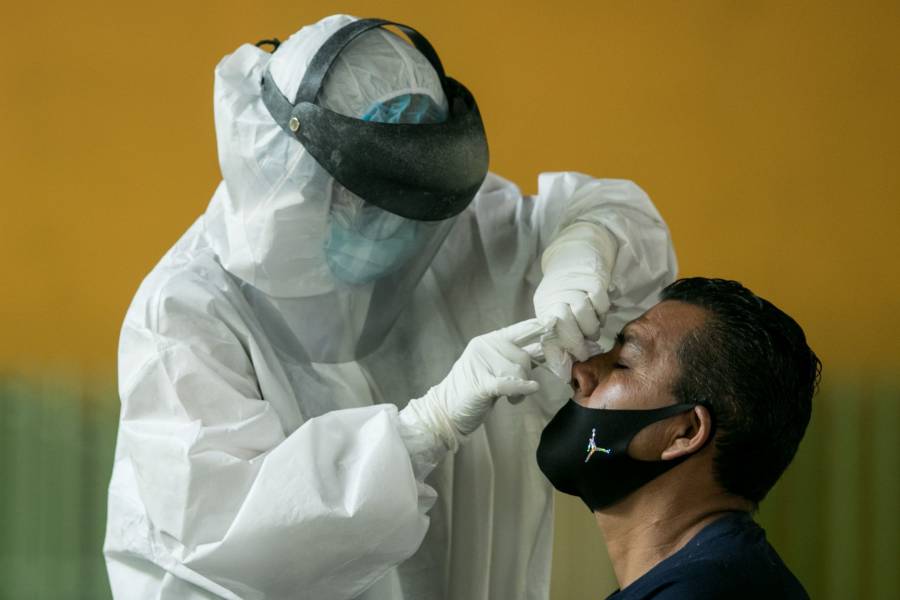 México reporta 2 millones 482 mil 686 casos estimados de COVID-19 y 210 mil 812 fallecidos