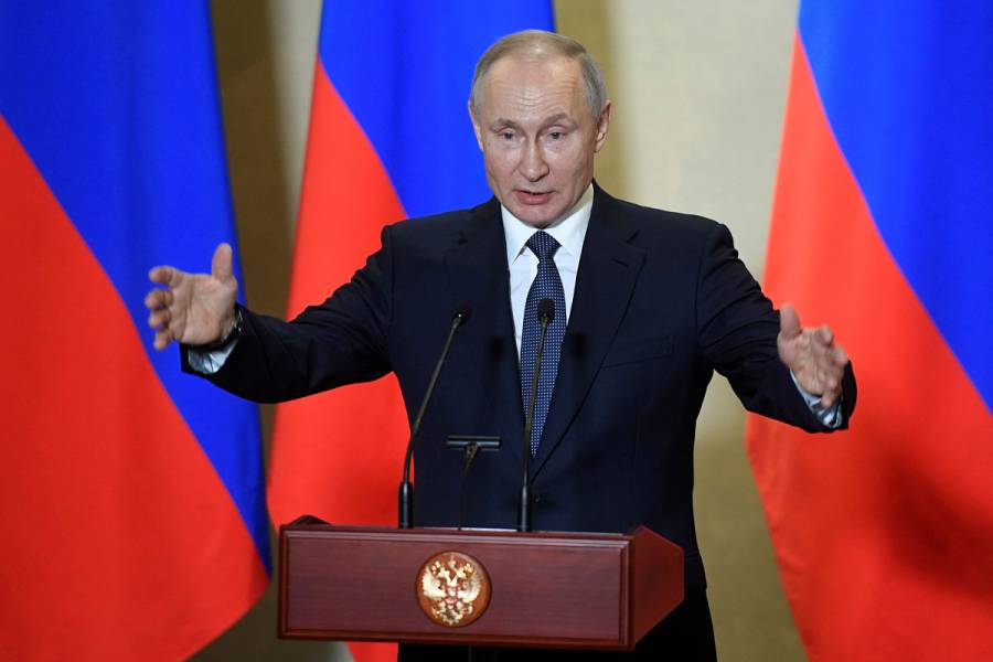 Vladimir Putin recibe segunda dosis de vacuna contra COVID-19