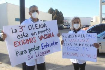 M&eacute;dicos privados alistan megamarcha para exigir vacuna contra COVID-19