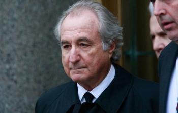 Falleci&oacute; el mayor estafador de la historia, Bernie Madoff