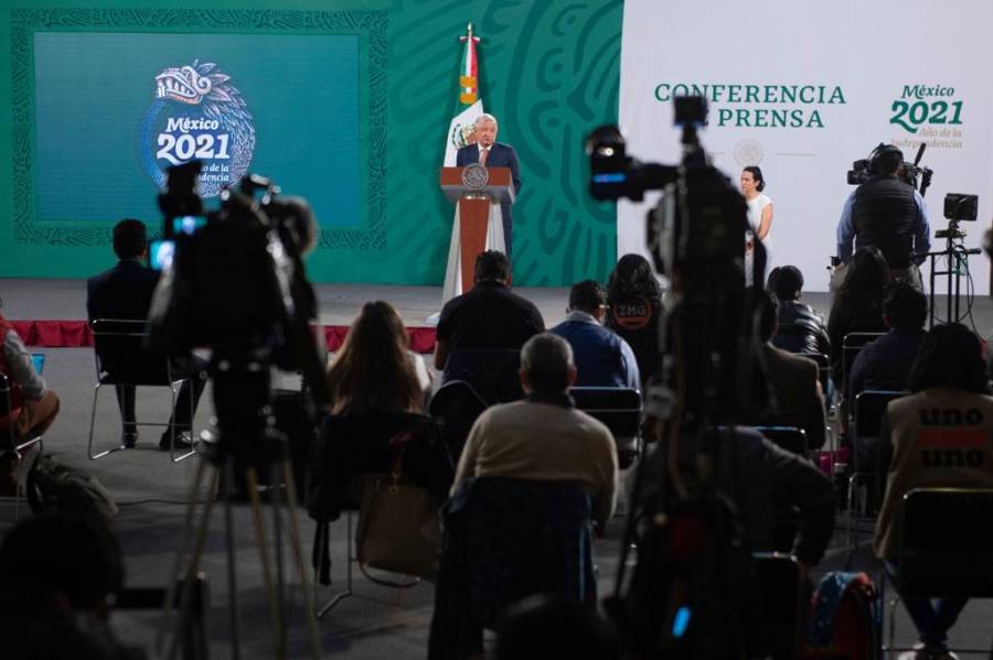 INE debe ser transformado, pero su desaparición está descartada: AMLO