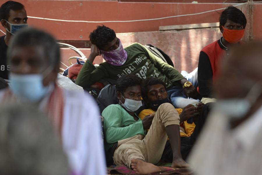 India supera los 15 millones de casos de COVID-19
