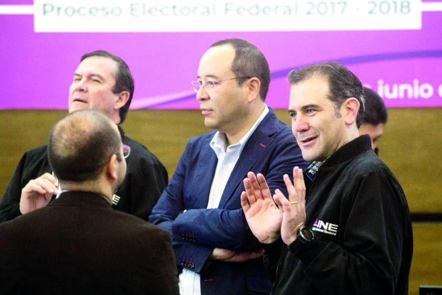 Noroña quiere a Córdova y Murayama fuera del INE antes de contienda electoral