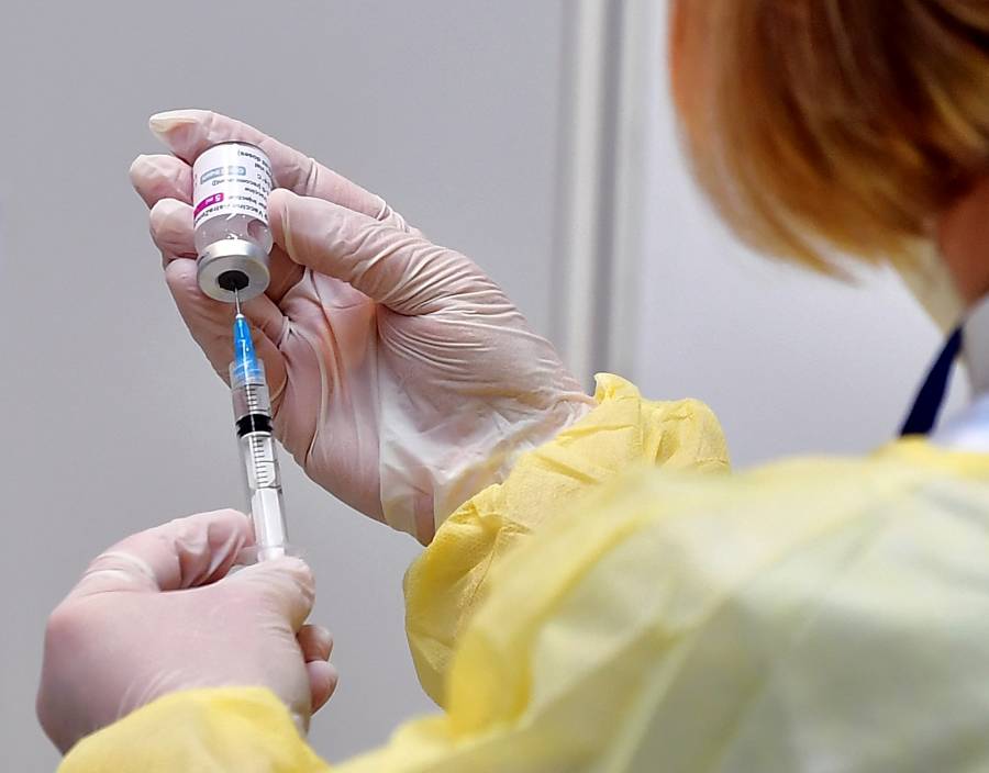 Desinformación sobre vacunas contra COVID-19, cuestan vidas, alerta la OPS
