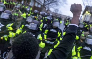 EEUU abre investigaci&oacute;n sobre la polic&iacute;a de Minneapolis