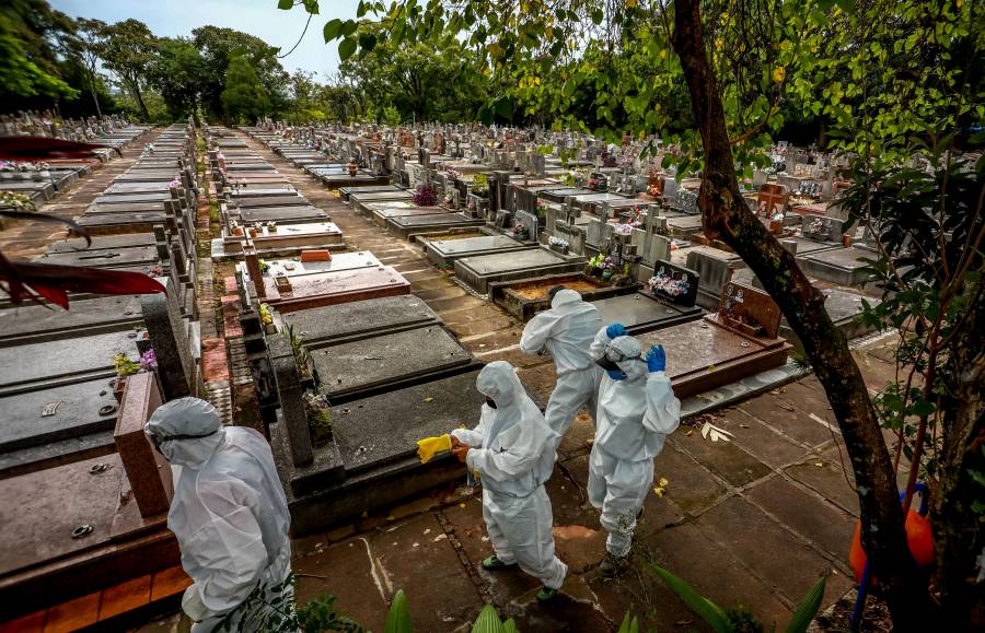 Más de 390 mil fallecidos por Covid-19 en Brasil