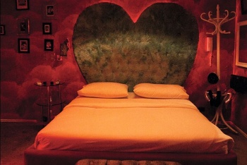 Detienen a 43 parejas en motel chileno por incumplir la cuarentena