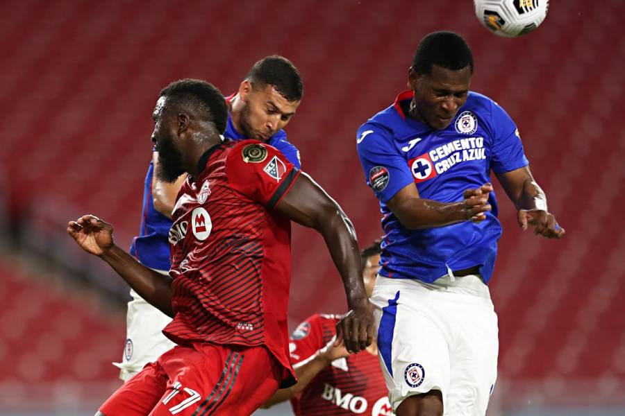 Cruz Azul vence a Toronto FC y queda a un paso de semifinales en Concachampions