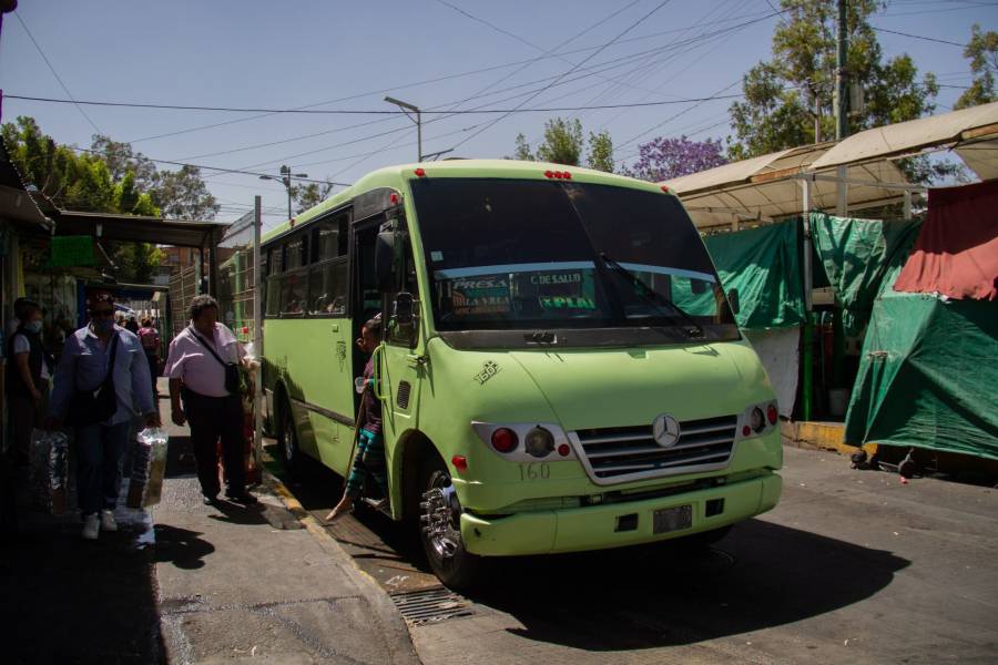 Expertos piden incluir al transporte público en el rescate financiero por pandemia