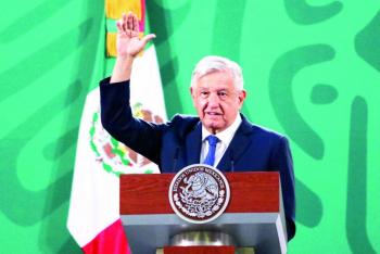 Senado aprueba Ley para que ningún funcionario gane más que AMLO