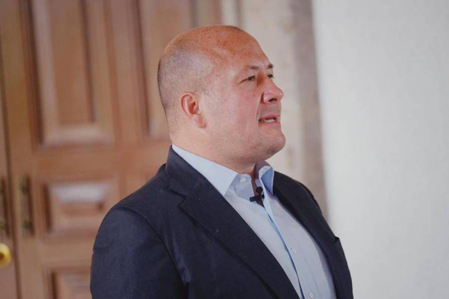 El IEPC ordenó a Enrique Alfaro eliminar 20 tuits por hacer propaganda
