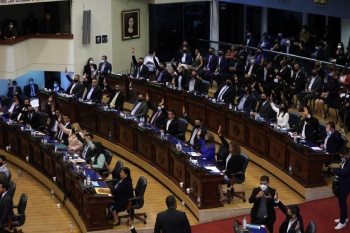 Destituci&oacute;n de magistrados en El Salvador podr&iacute;a vulnerar Estado de derecho: OEA