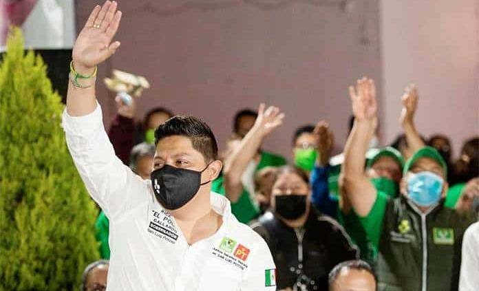 Gallardo va por borrón y cuenta nueva a pago de agua