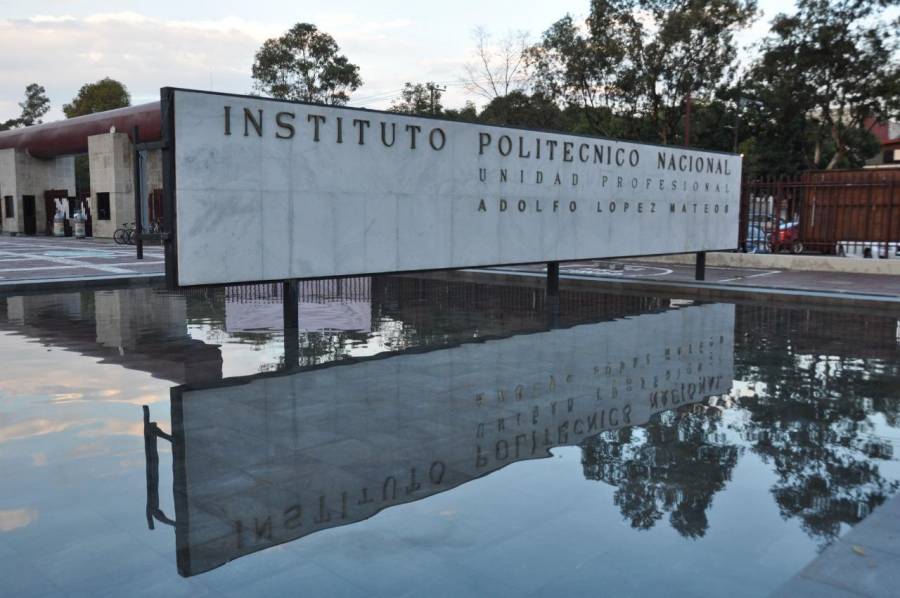 Refuerza IPN formaci&oacute;n digital de docentes
