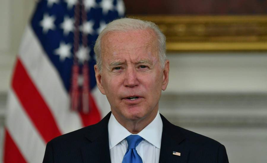 Biden ofrece ayuda a México tras siniestro en la Línea 12
