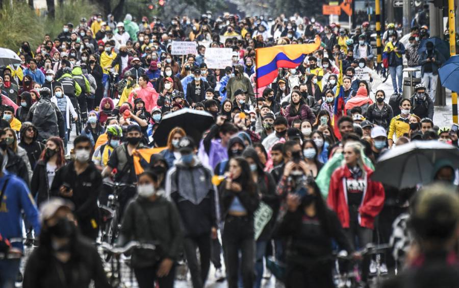 Comunidad internacional rechaza abusos policiales durante protestas en Colombia