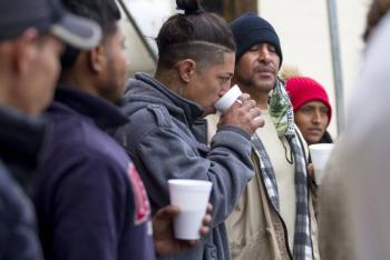 En Nuevo León, rescatan a migrantes centroamericanos que viajaban en transporte escolar