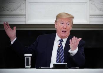 Celebra Trump el fin de investigaci&oacute;n sobre pagos a actriz porno