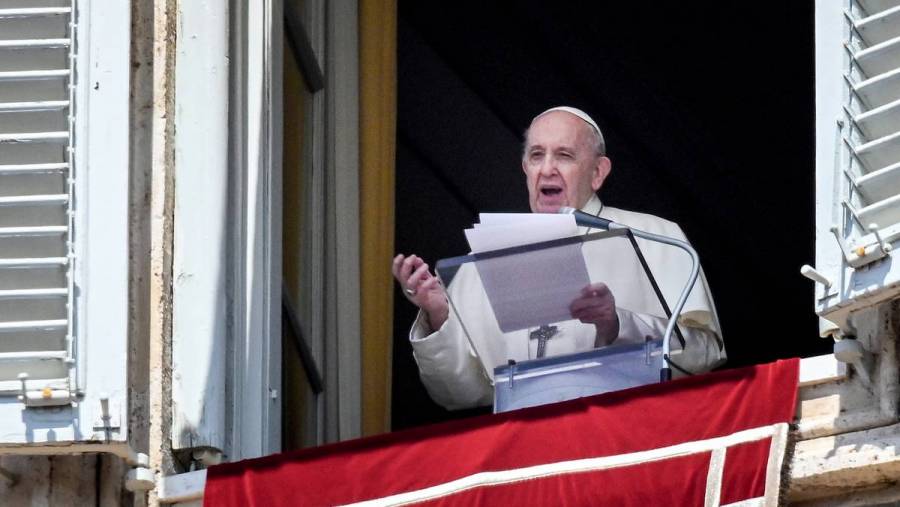 El papa Francisco llama al fin a la violencia en Jerusalén