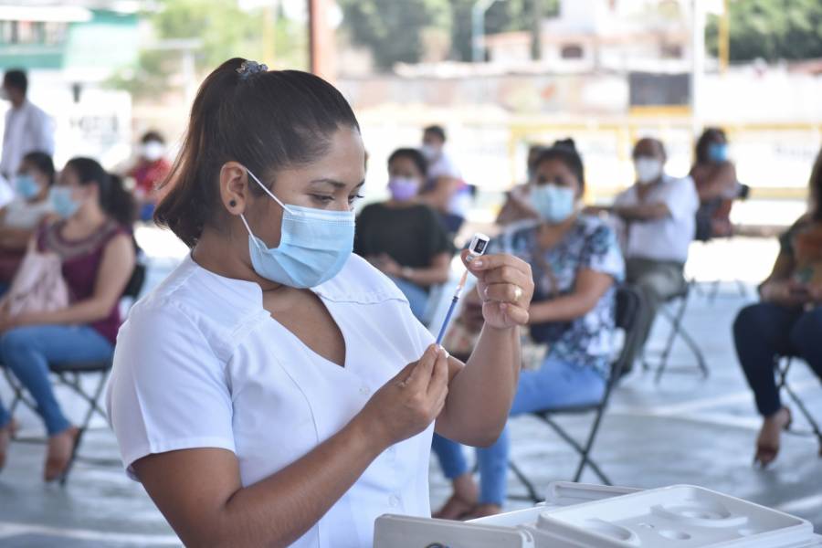 Exhortan a estados estandarizar campañas de vacunación antiCovid