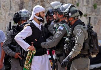 Nuevos choques en Jerusal&eacute;n dejan casi 300 heridos