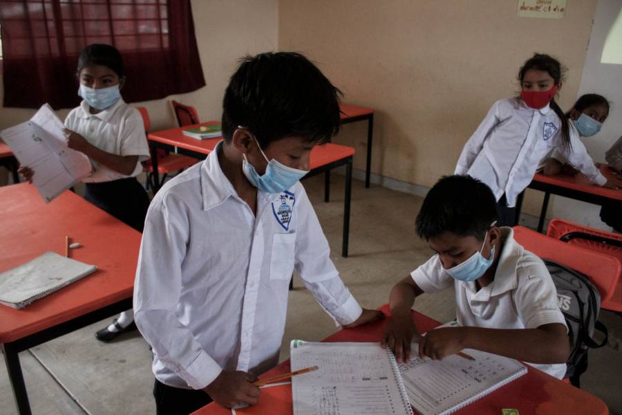 Demandan garantizar regreso a clases presenciales seguro