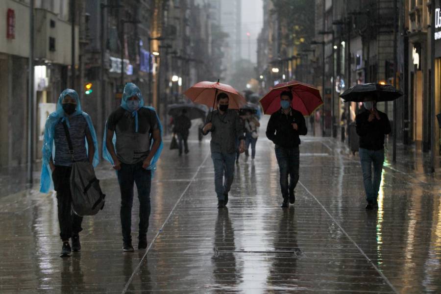 Activan Alerta Amarilla por lluvias fuertes en siete alcaldías de la CDMX
