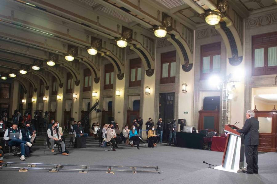 EEUU viola Constitución al financiar a organizaciones opositoras, considera AMLO