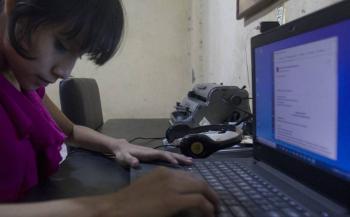 En Latinoam&eacute;rica, destacan estudiantes mexicanos escribiendo ensayos