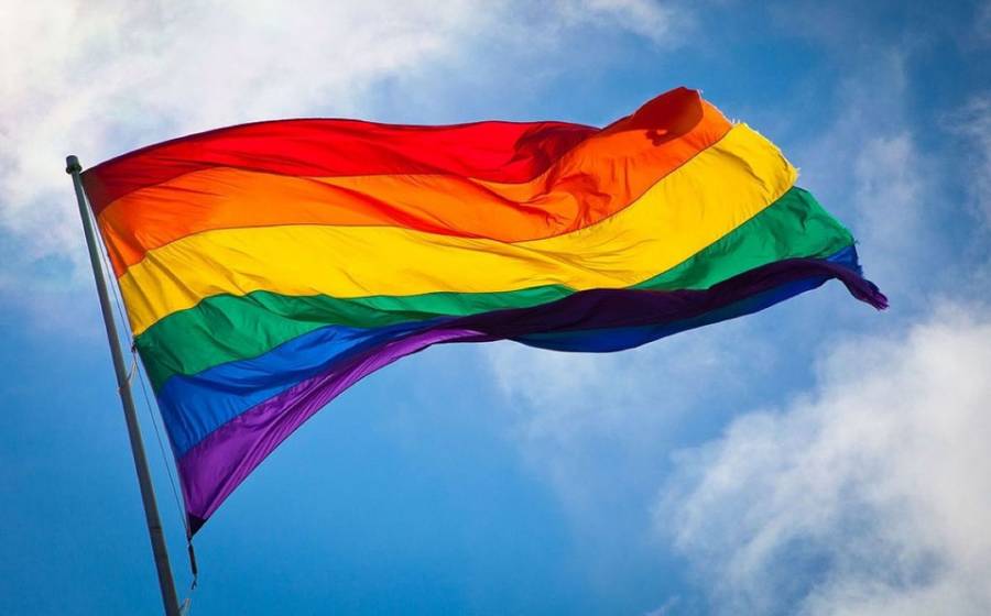 Esta es la raz&oacute;n por la que el D&iacute;a contra la Homofobia, Transfobia y Bifobia se celebra el 17 de mayo